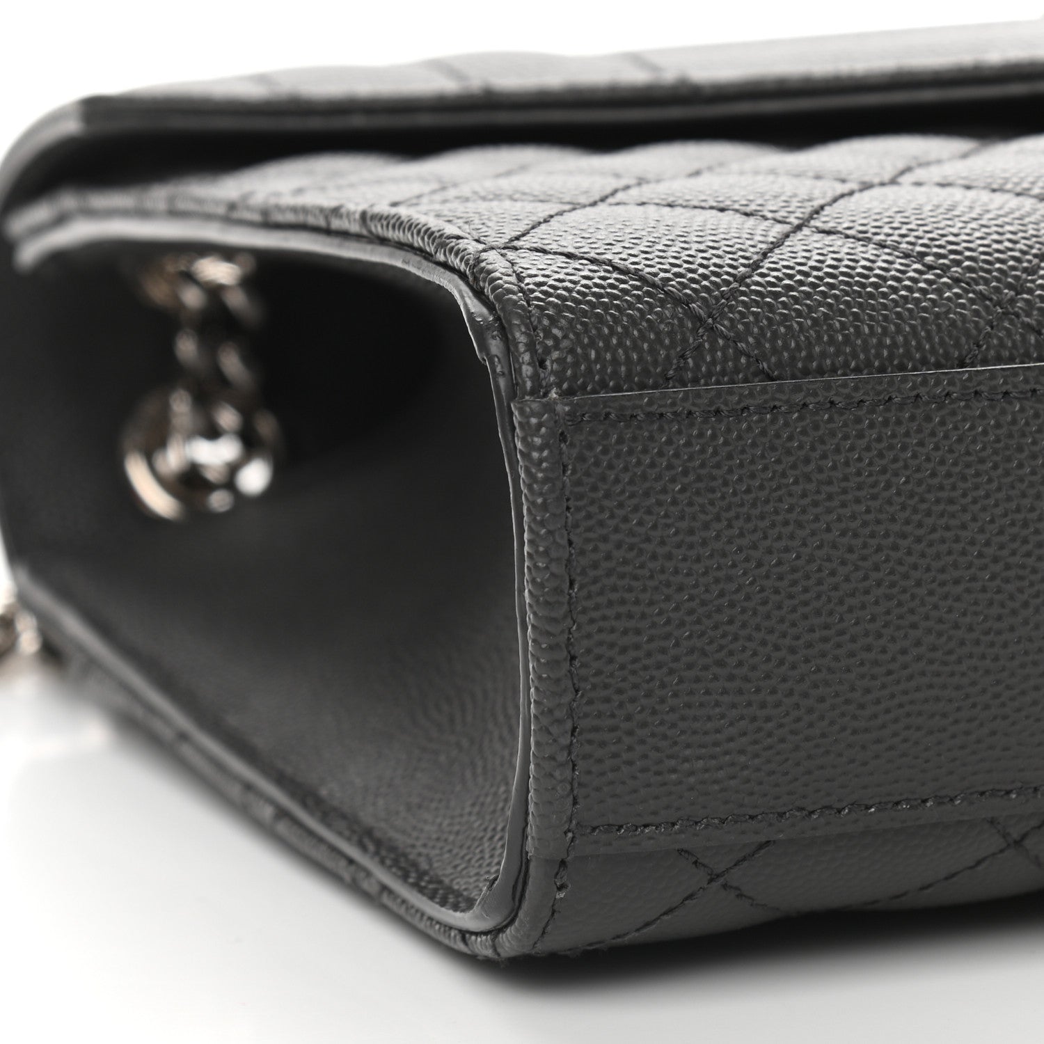 Saint Laurent Grain De Poudre Textured Mixed Matelasse Triquilt Medium Monogram Asphalt 6 of 7