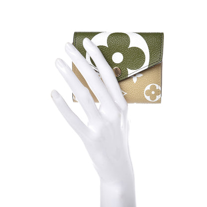 Louis Vuitton Monogram Giant Zoe Wallet Kaki 2 of 7