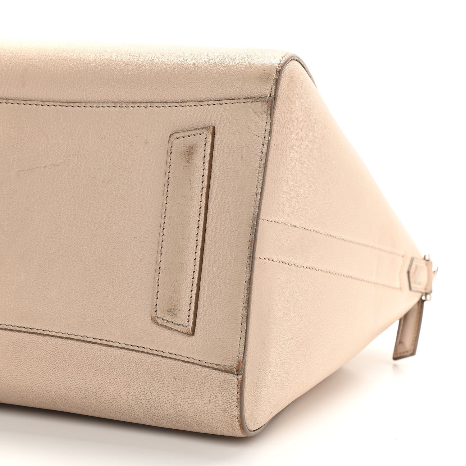 Givenchy Sugar Goatskin Medium Antigona Nude 10 of 18