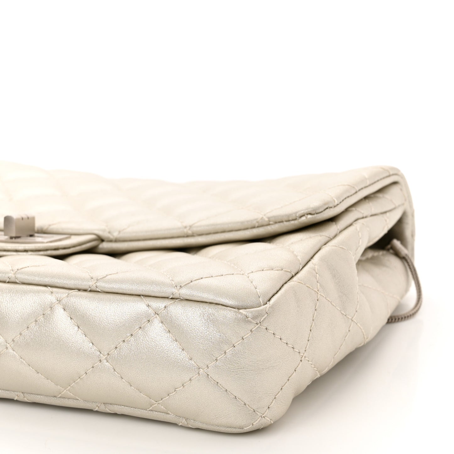 Metallic Calfskin Quilted 2.55 Reissue Clutch Silver