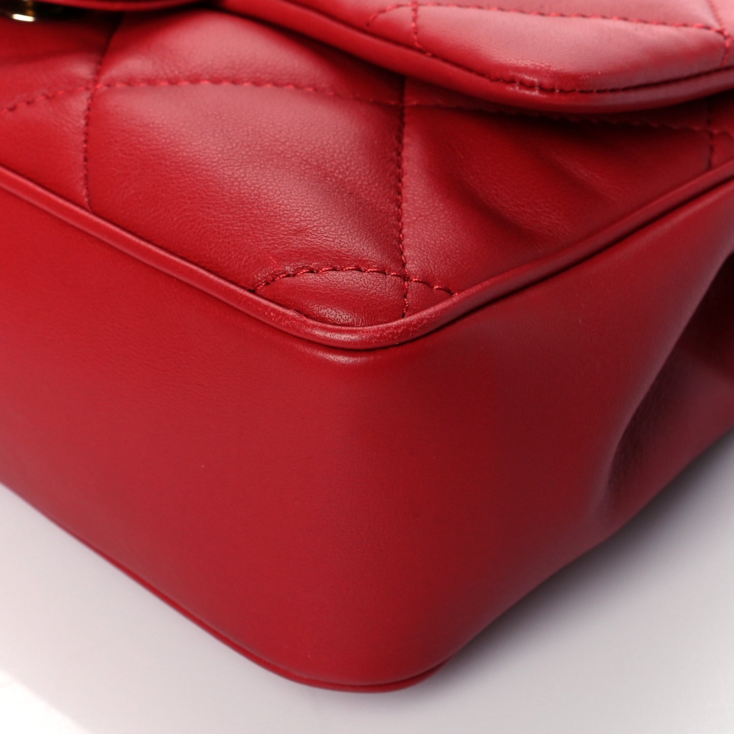 Lambskin Quilted Small Easy Carry Flap Red