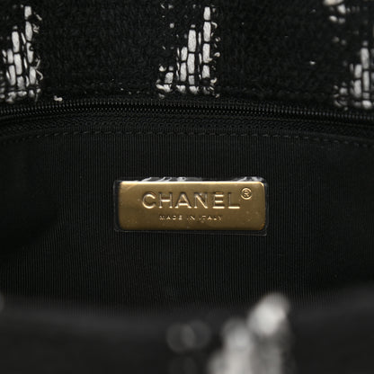 Chanel Tweed Quilted Large Chanel 19 Flap Black White 6 of 11