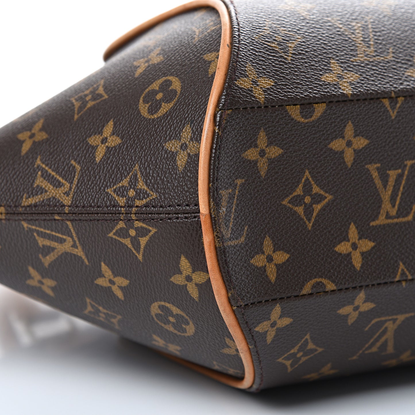 Monogram Ellipse MM
