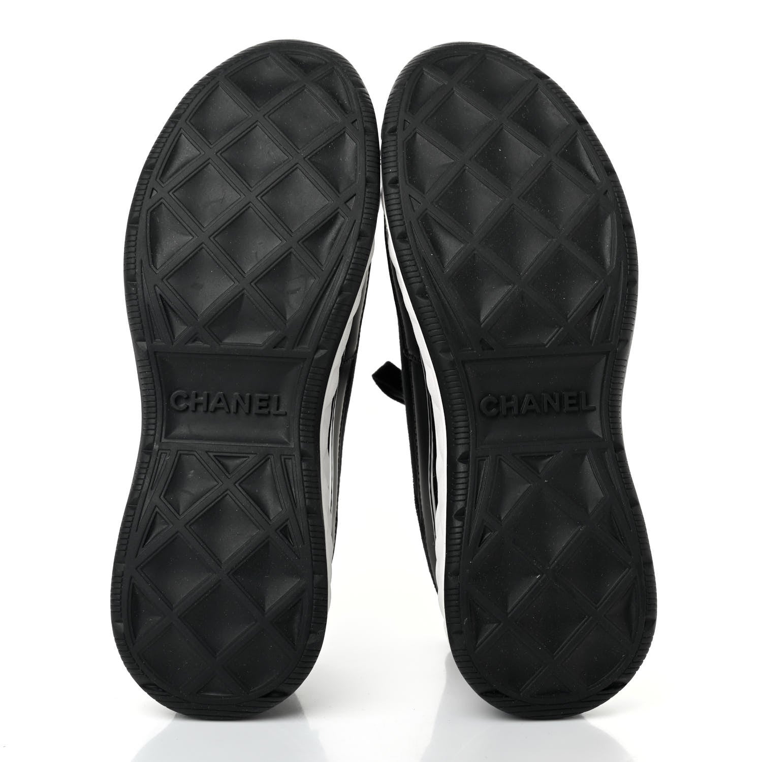 Chanel Velvet Calfskin Mixed Fibers CC Sneakers 39 Black 5 of 7