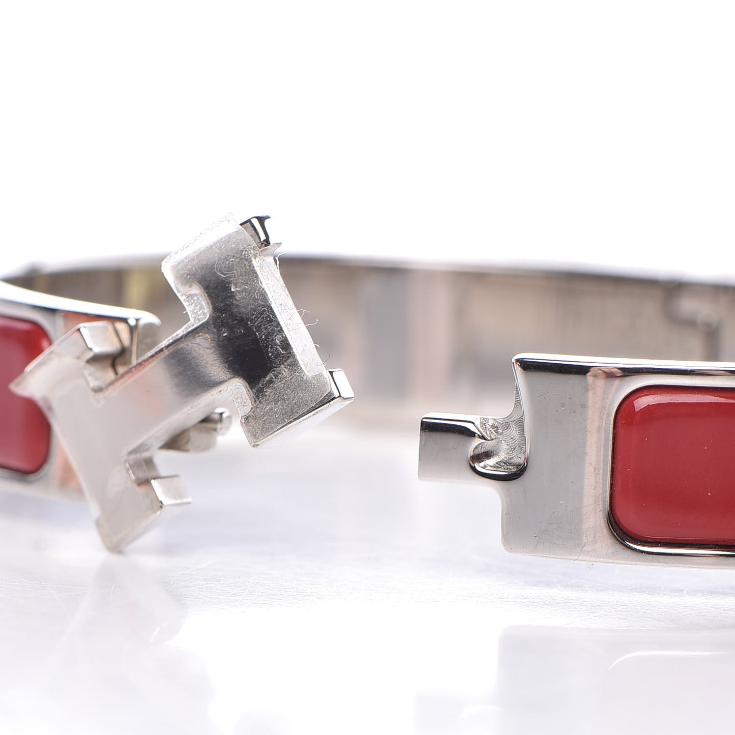 Enamel Narrow Clic Clac H Bracelet GM Red
