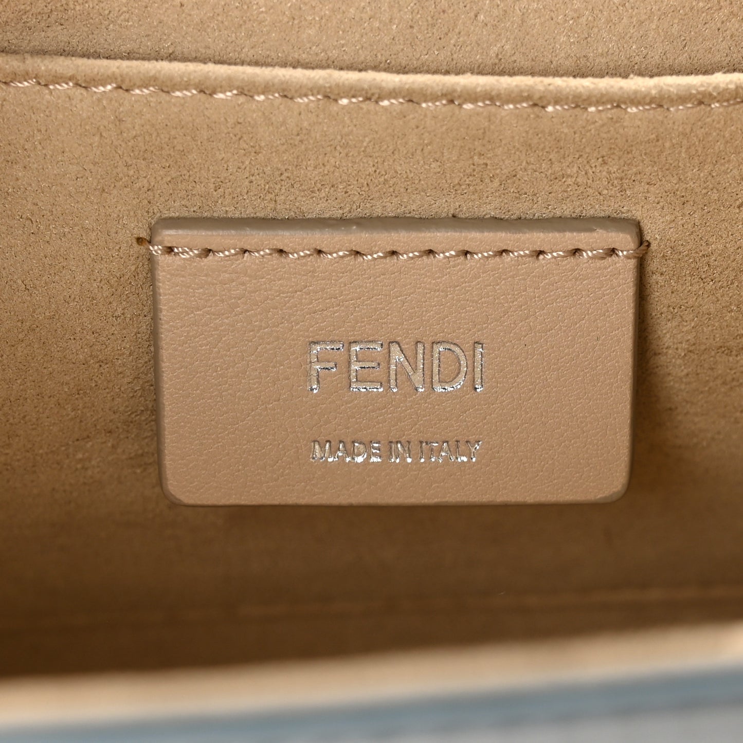 Vitello Liberty Scalloped Studded Kan I Shoulder Bag Grigio Perla