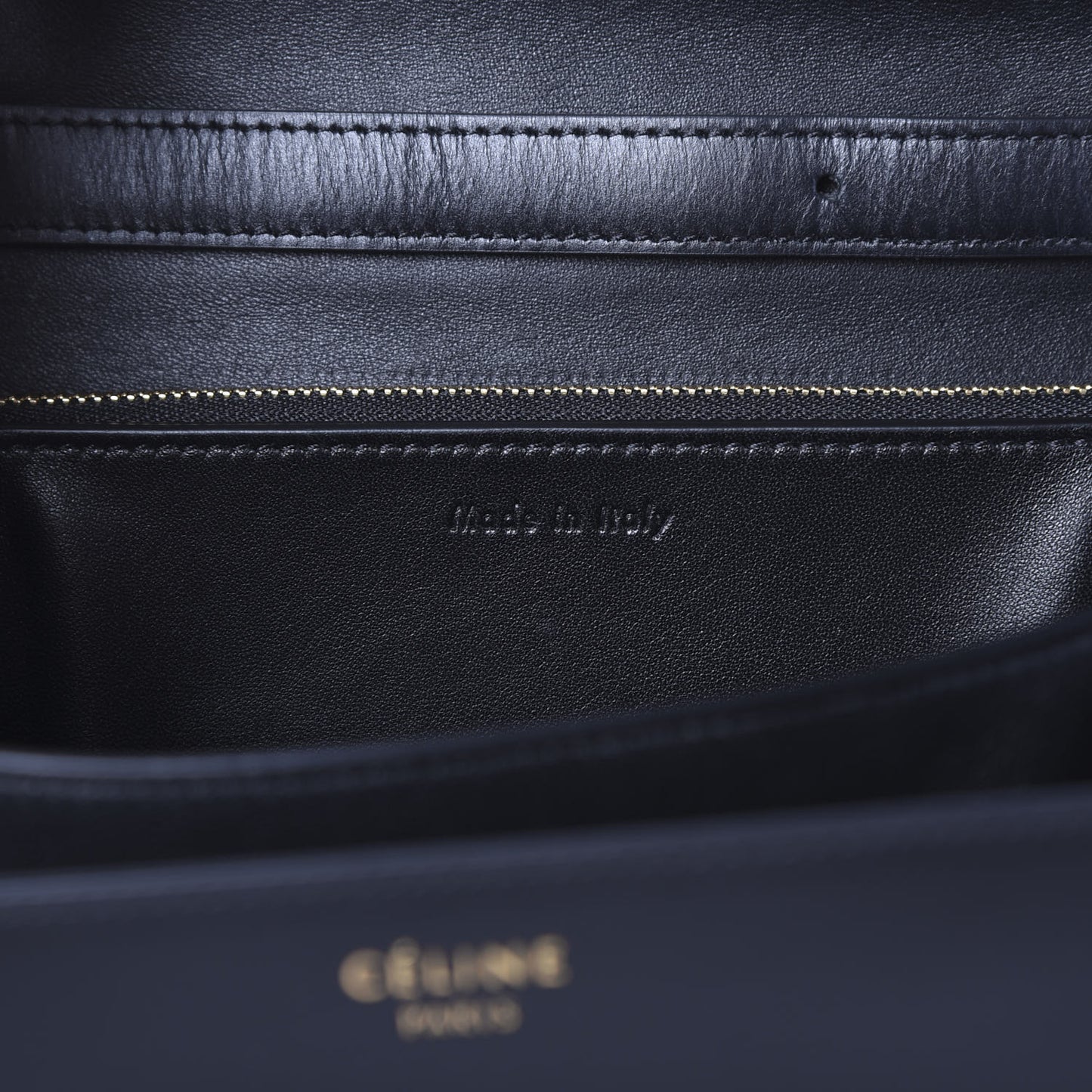 Box Calfskin Medium Classic Box Flap Bag Black