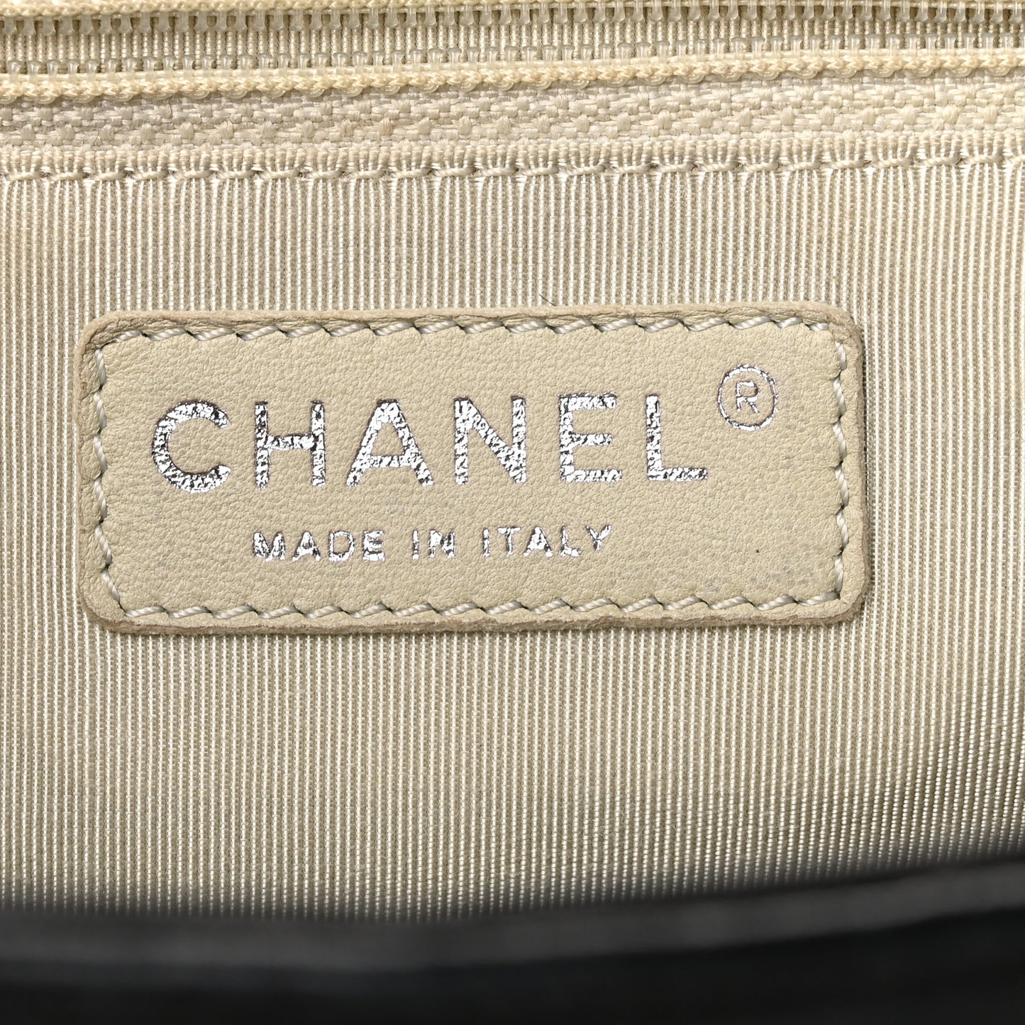 Washed Lambskin Quilted Large Chain Around Flap Black