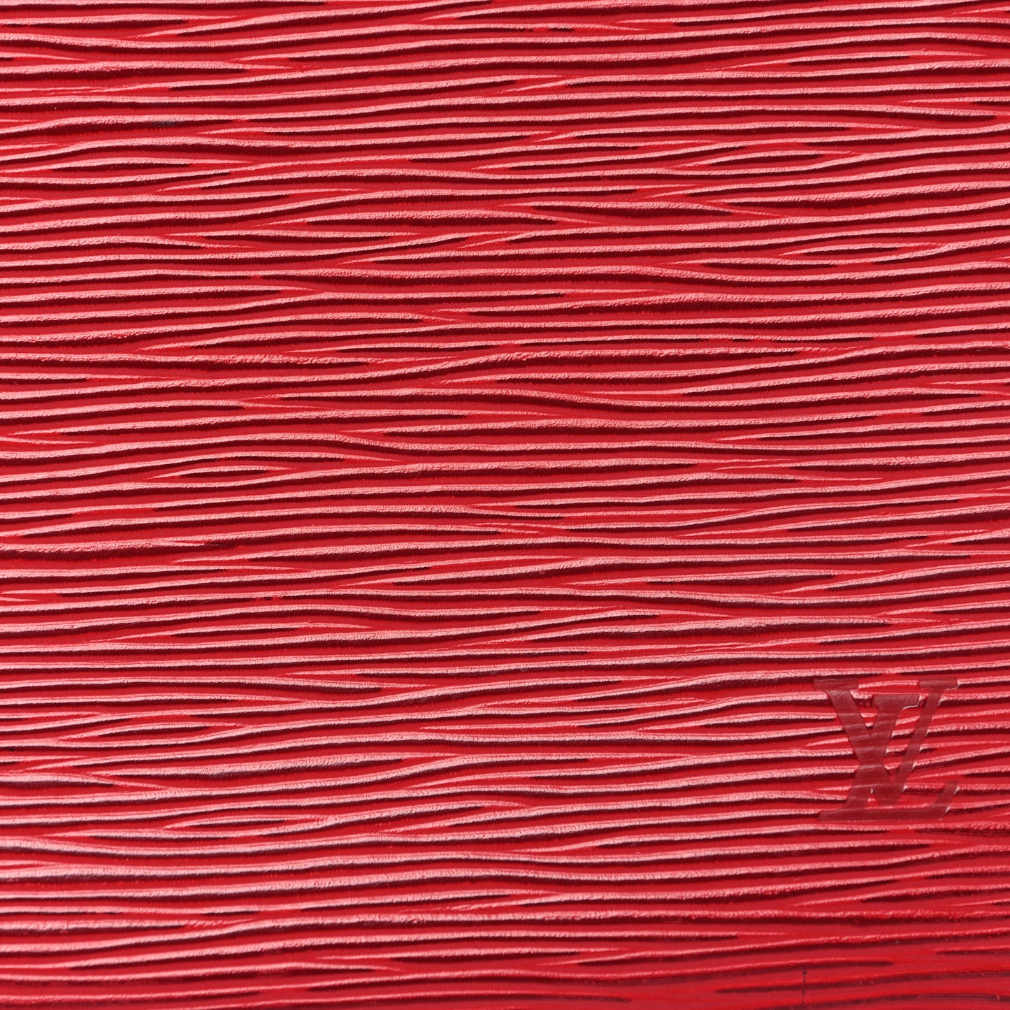 Epi Pochette Accessories 24 Castillan Red