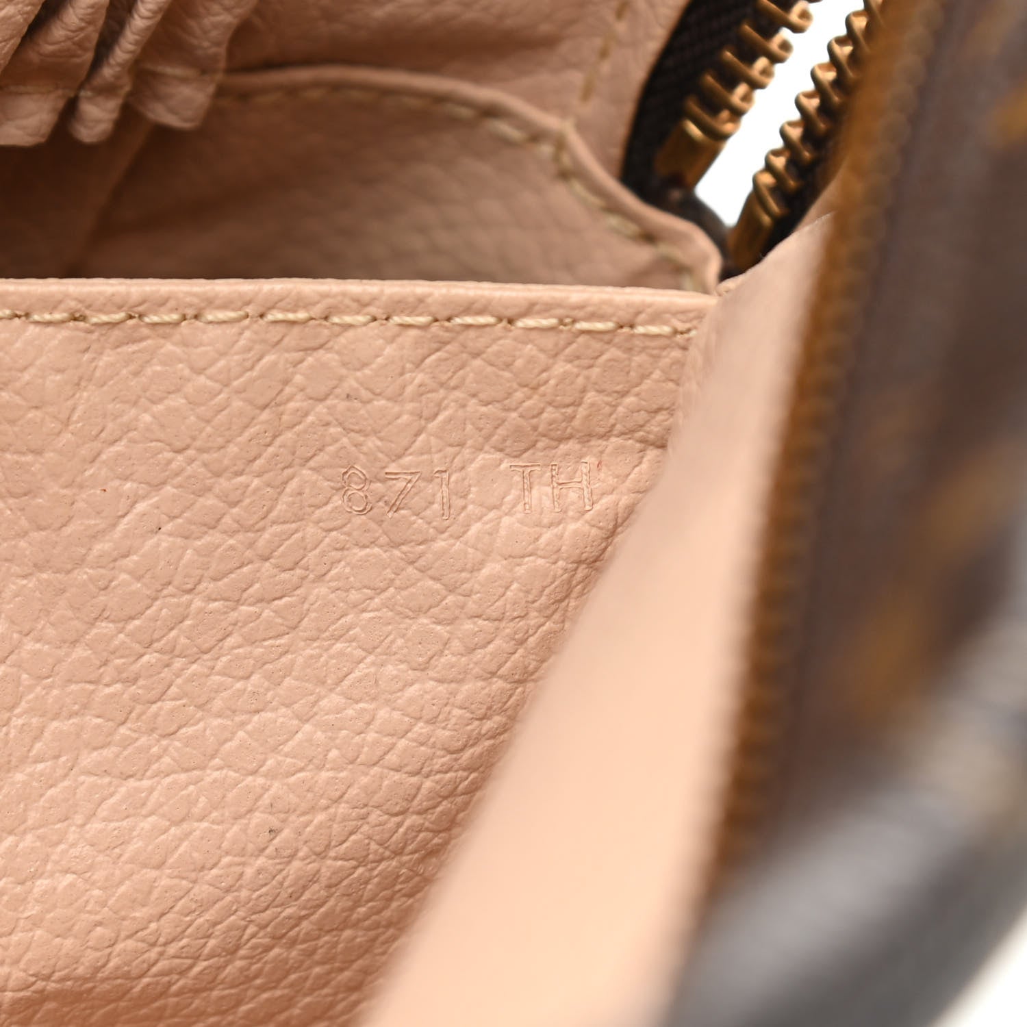 Louis Vuitton Monogram Trousse Toilette 28 7 of 7