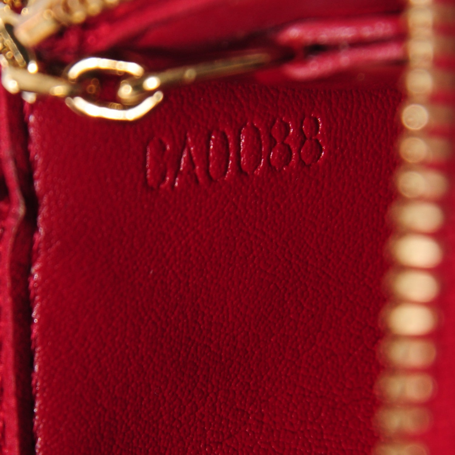 Louis Vuitton Vernis Key Pouch Pomme D'Amour 7 of 7