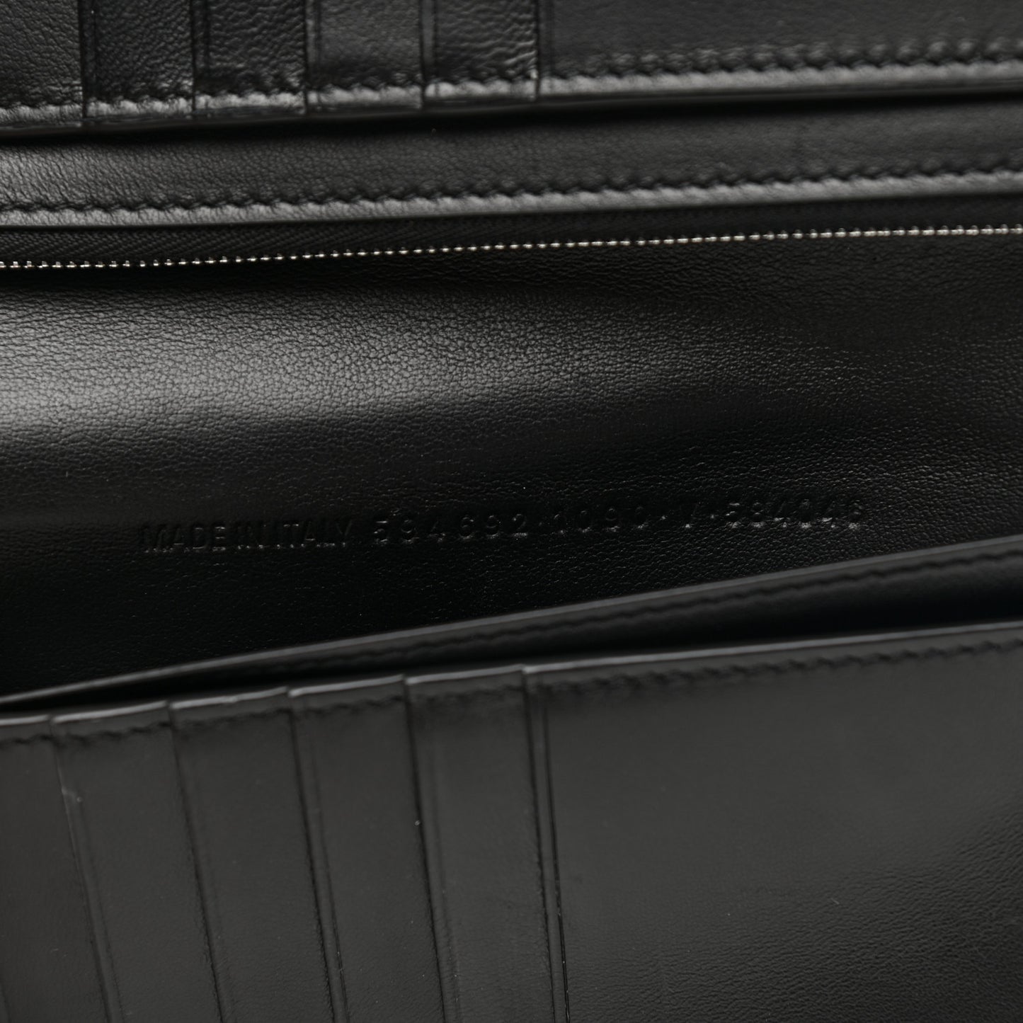 Calfskin Cash Vertical Long Wallet Black