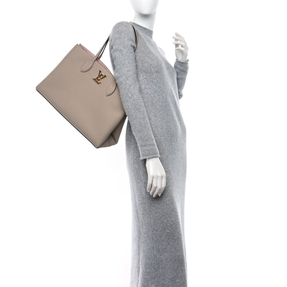 Louis Vuitton Grained Calfskin Lockme Shopper Greige 2 of 8