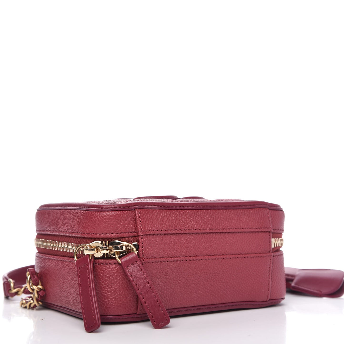 Caviar Quilted Small CC Filigree Vanity Case Burgundy