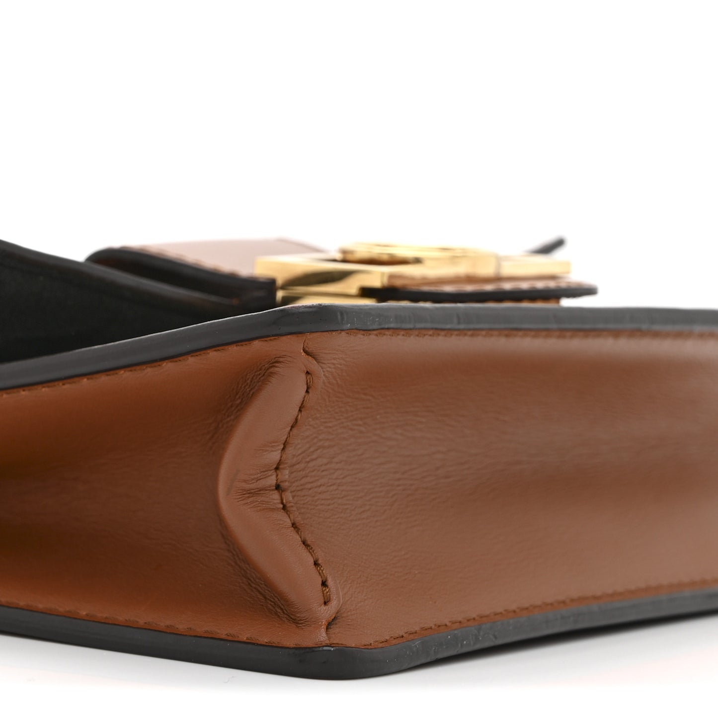 Reverse Monogram Dauphine Chain Wallet