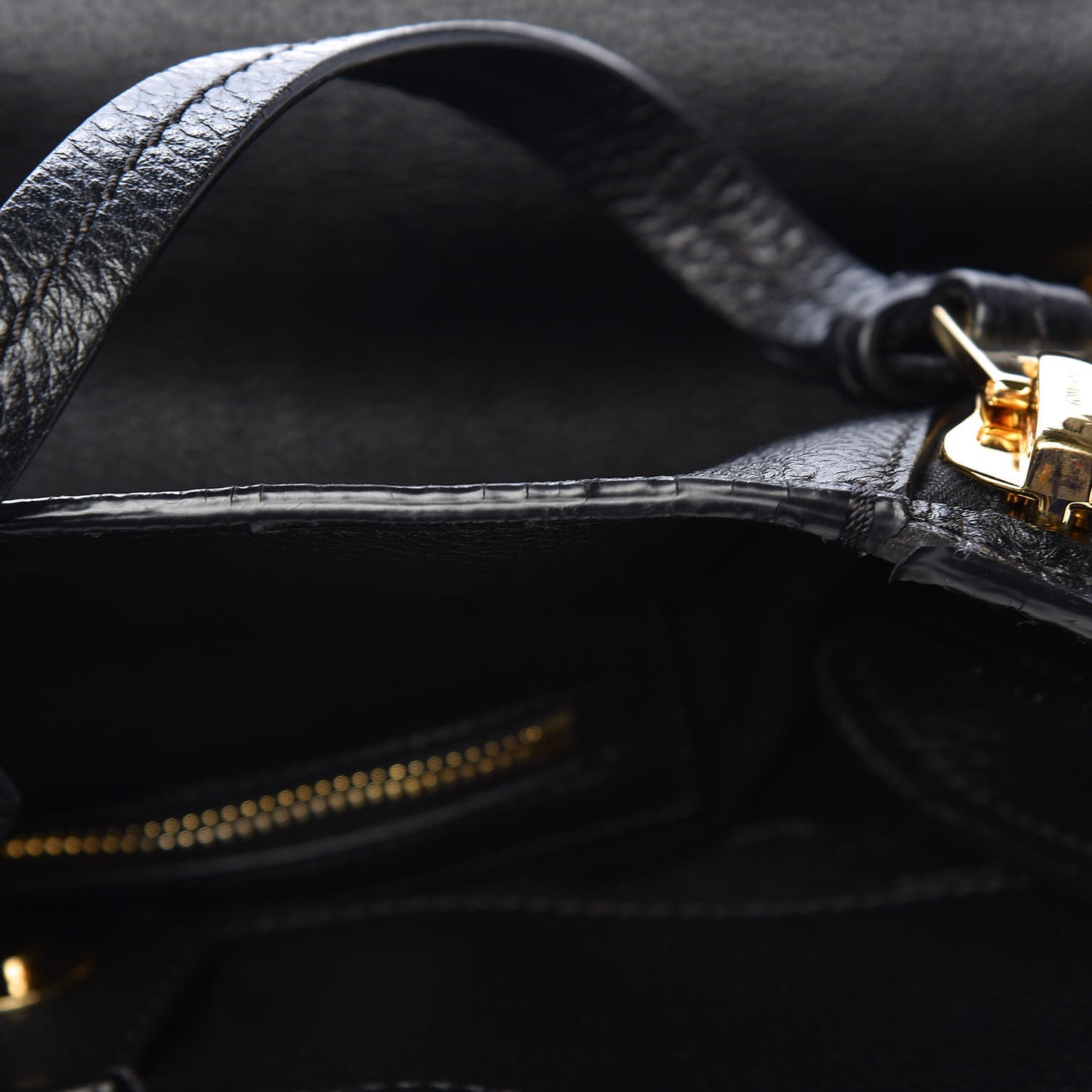 Grained Calfskin Sedgwick Medium Zipper Tote Black