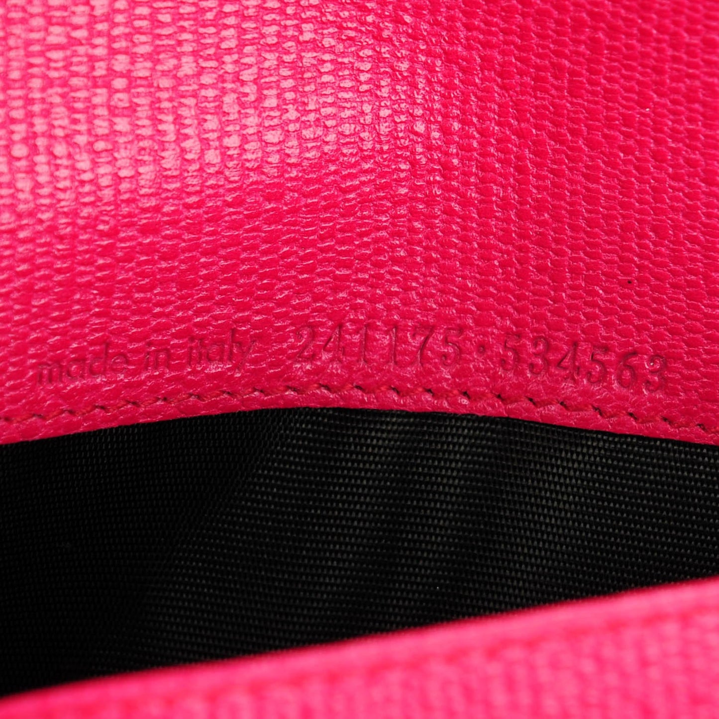 Textured Calfskin Classic Y Wallet Fuchsia