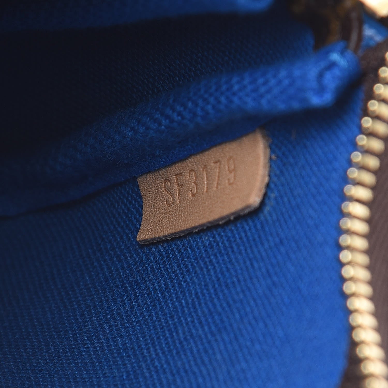 Louis Vuitton Monogram 2019 Christmas Animation Mini Venice Pochette Accessories Blue 6 of 8