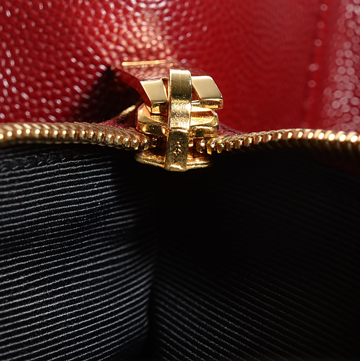 Saint Laurent Grain De Poudre Matelasse Chevron Monogram Shopping Bag Oxblood 16 of 16