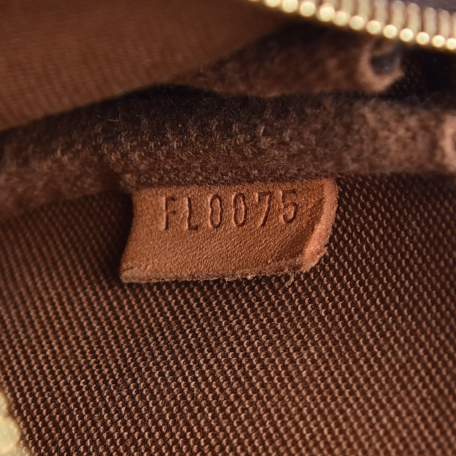 Louis Vuitton Monogram Mini Pochette Accessories 6 of 8
