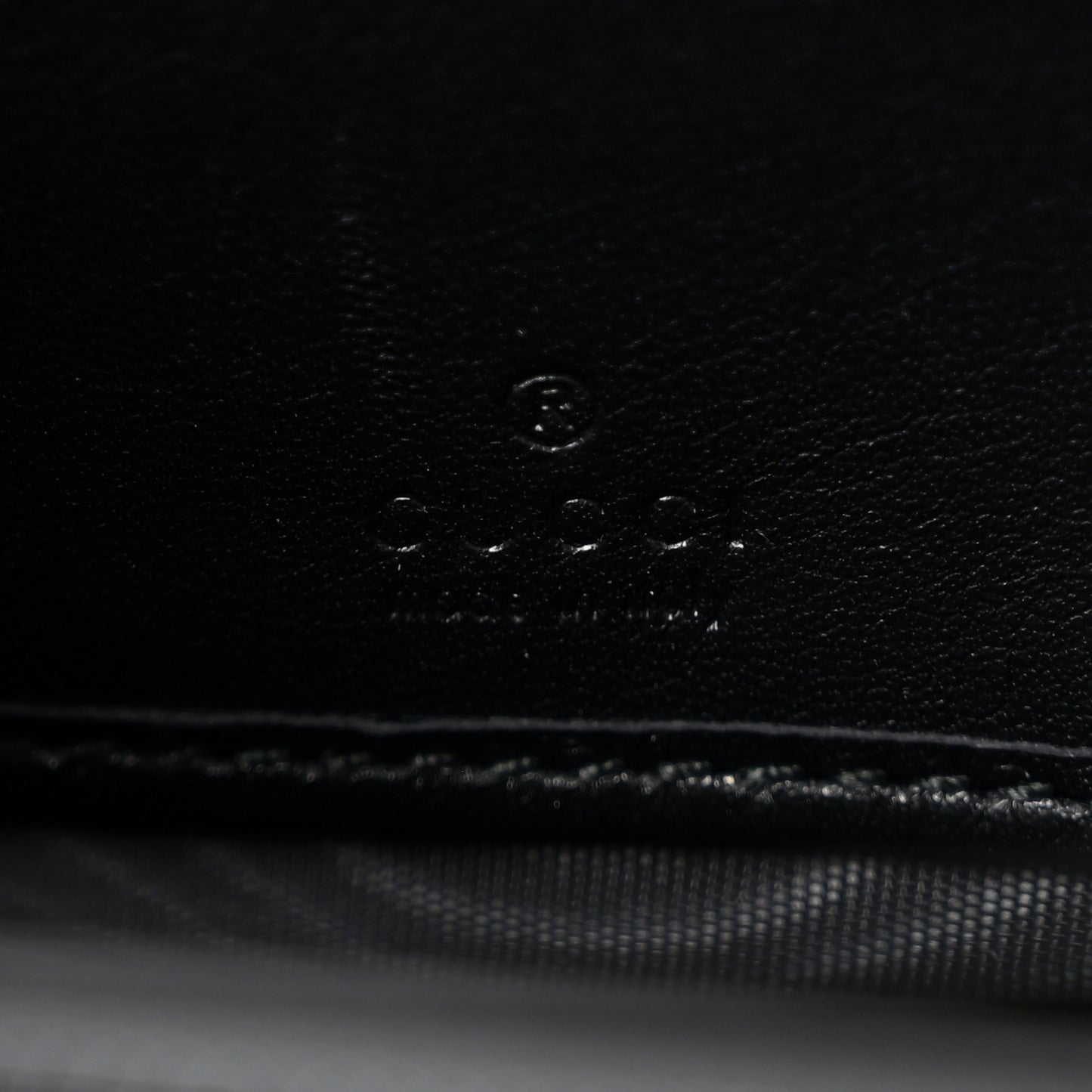 Calfskin Matelasse Pearly GG Marmont Zip Around Wallet Black
