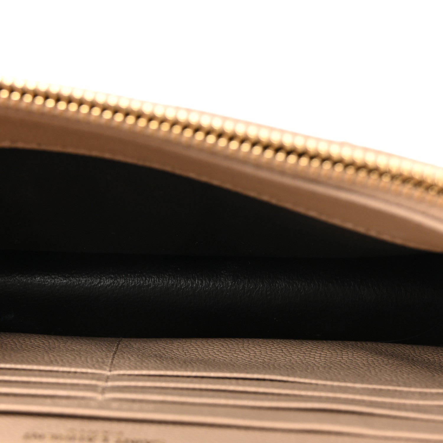 Saint Laurent Grain De Poudre Matelasse Chevron Monogram Envelope Chain Wallet Dark Beige 5 of 9