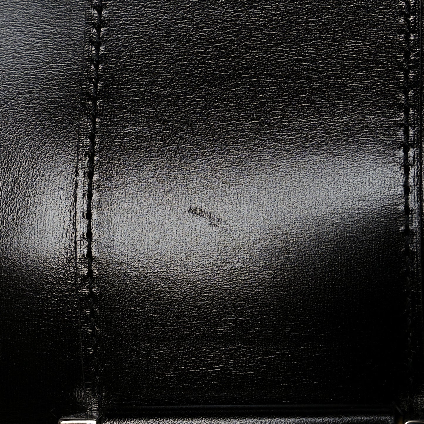 Box Calfskin Brillant Clutch Black