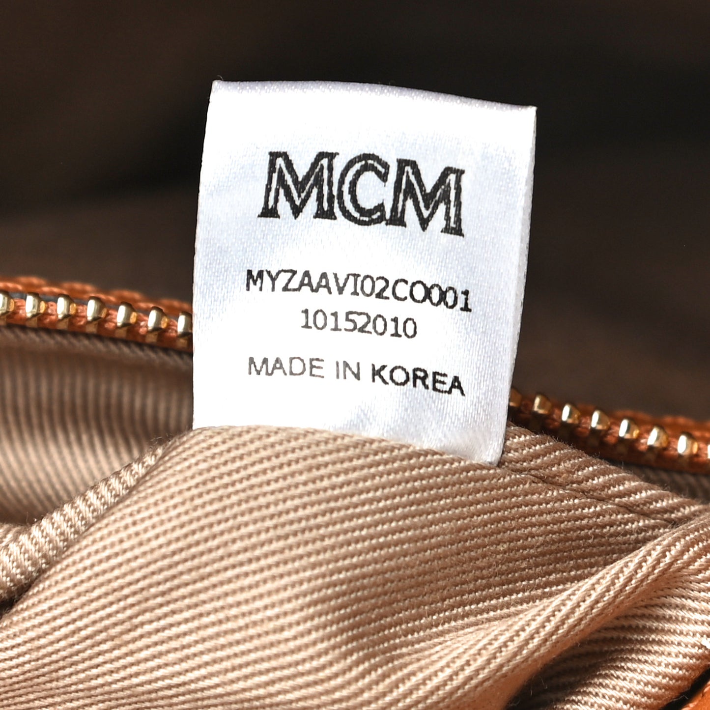 Visetos Medium Crossbody Pouch Cognac