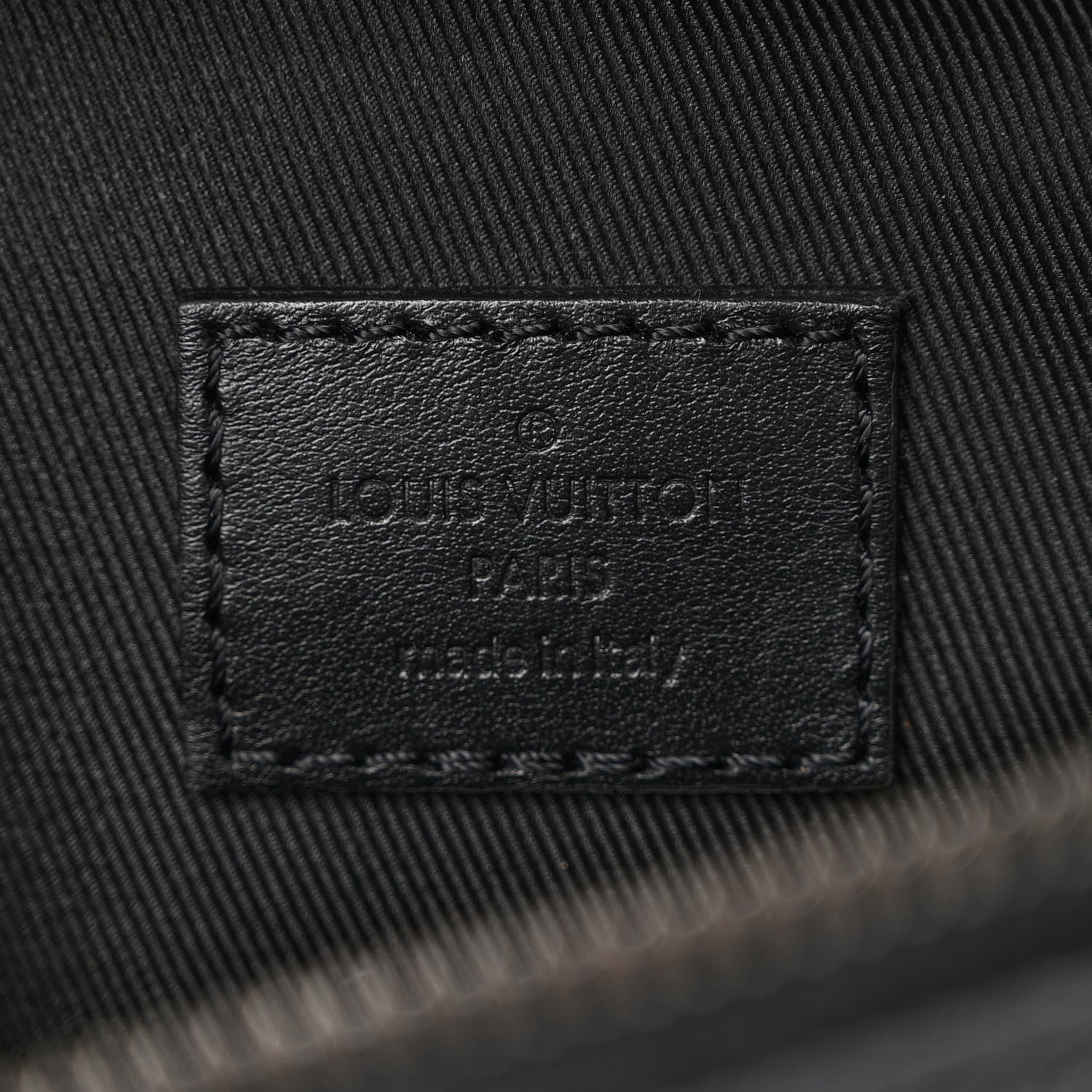 Louis Vuitton Monogram Eclipse Discovery Bumbag PM 6 of 10