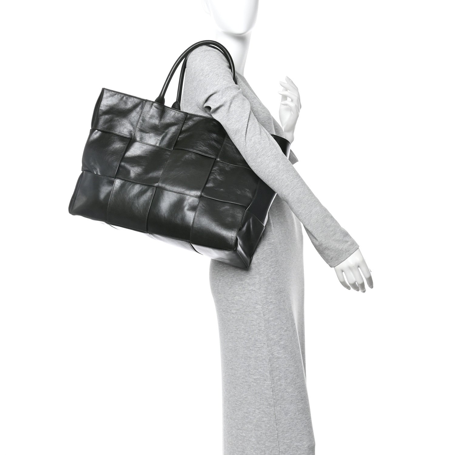 Bottega Veneta Paper Calfskin Maxi Intrecciato Large Arco Tote Dark Green 2 of 10