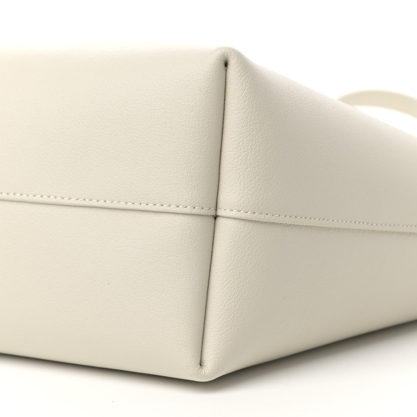Calfskin Large Shopping Tote Porcellana