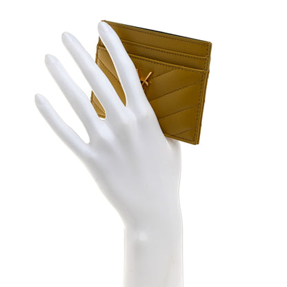 Saint Laurent Grain De Poudre Matelasse Chevron Monogram Credit Card Case Light Chartreuse 2 of 7