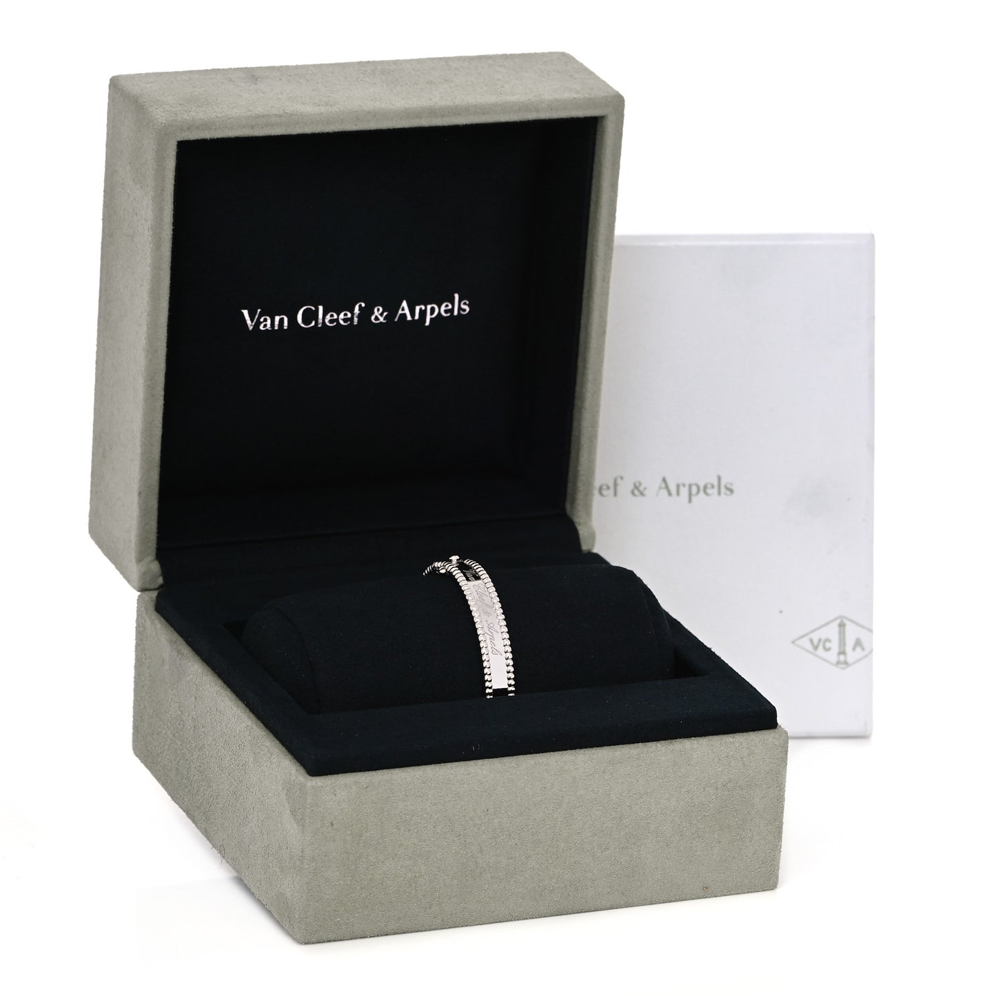 18K White Gold Perlee Signature Bangle Bracelet S