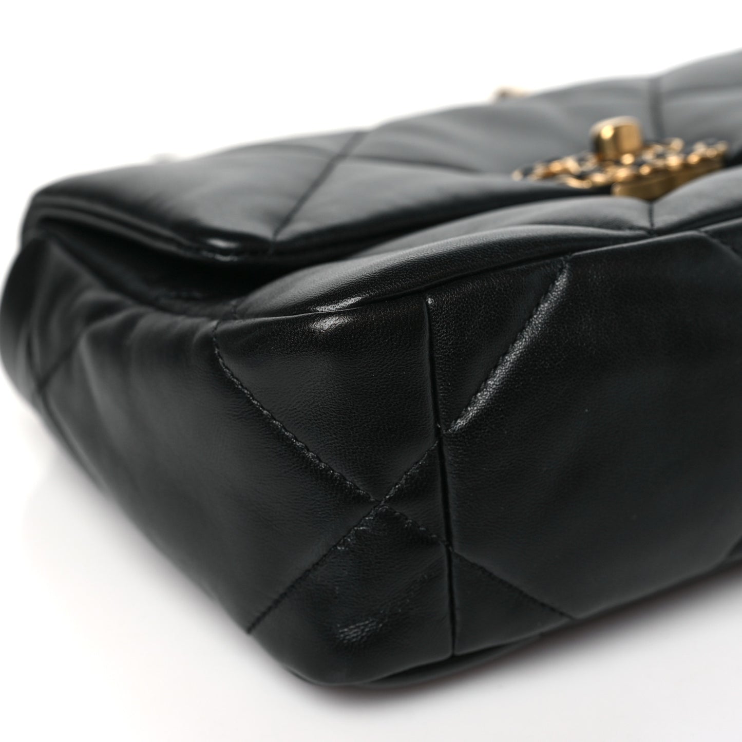 Lambskin Quilted Medium Chanel 19 Flap Black