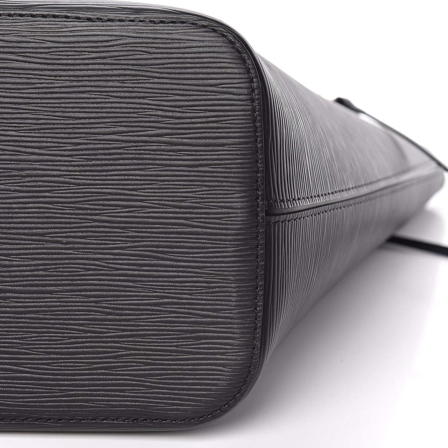 Louis Vuitton Epi Neverfull MM Black 16 of 17