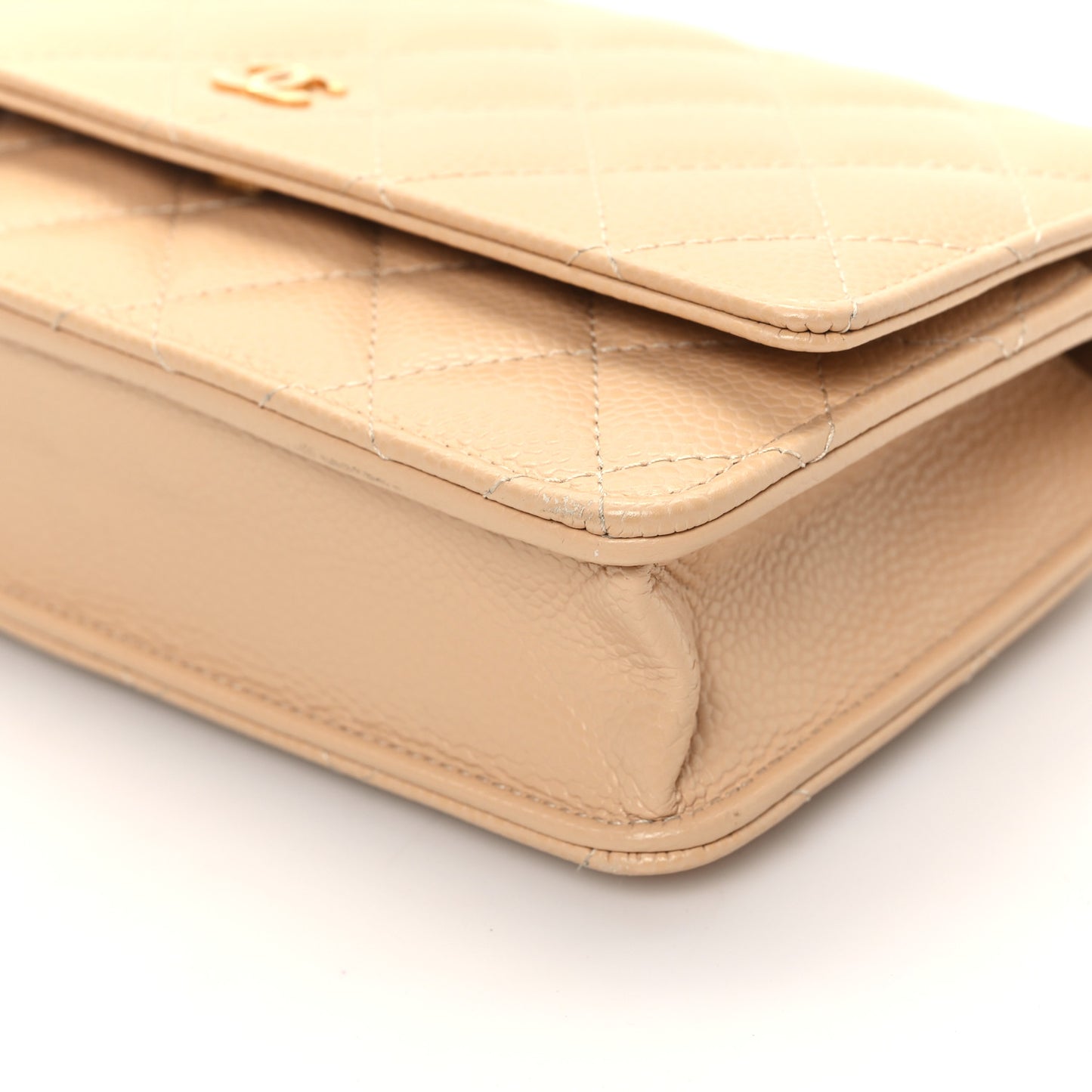 Caviar Quilted Wallet on Chain WOC Beige