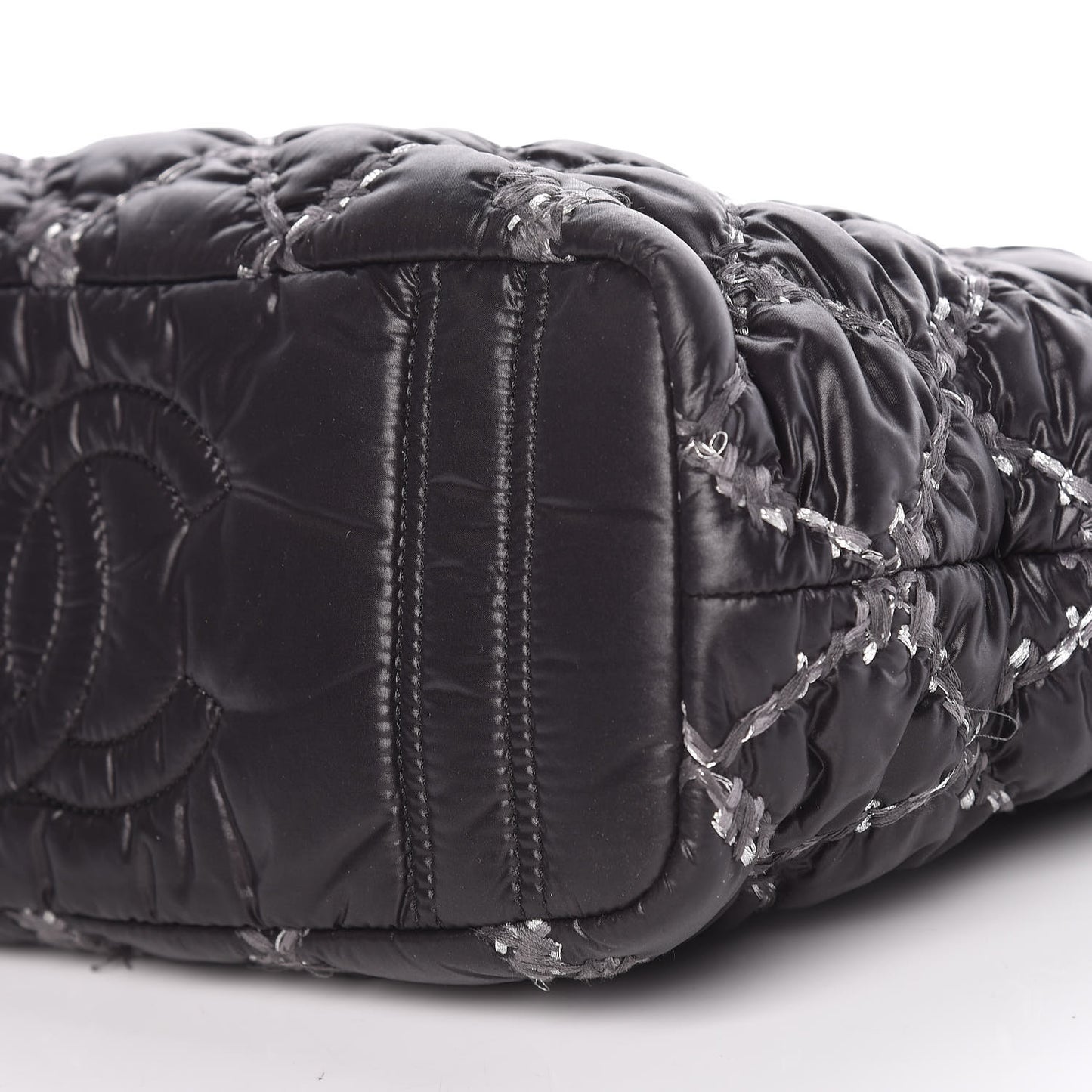 Nylon Quilted Tweed Stitch Bubble Tote Black