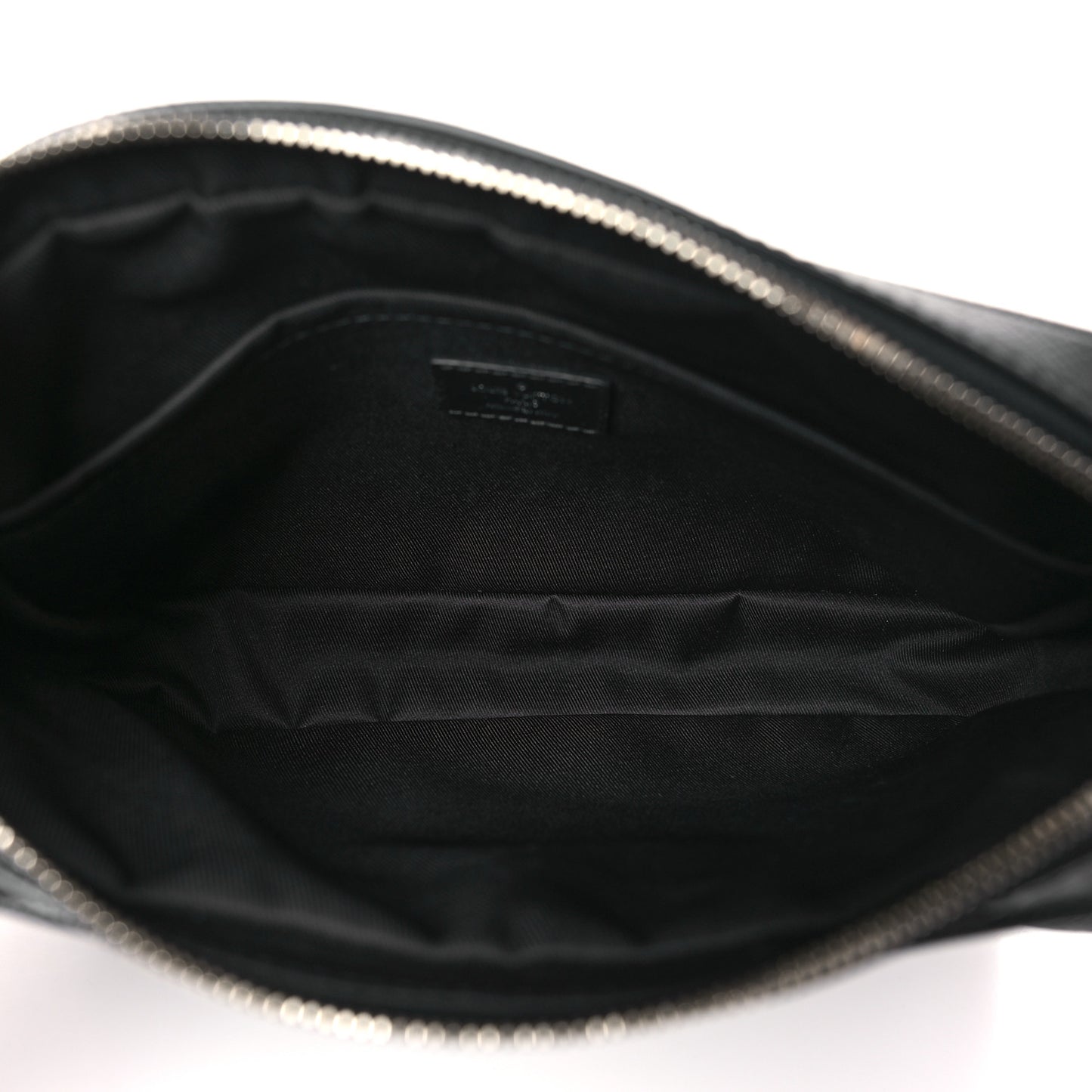Taiga Monogram Eclipse Outdoor Messenger Black