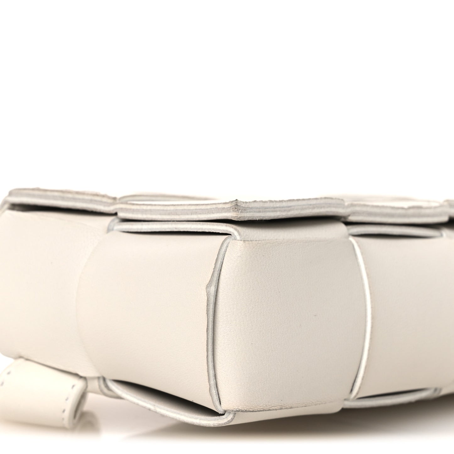 Nappa Maxi Intreccio The Belt Cassette Bag White