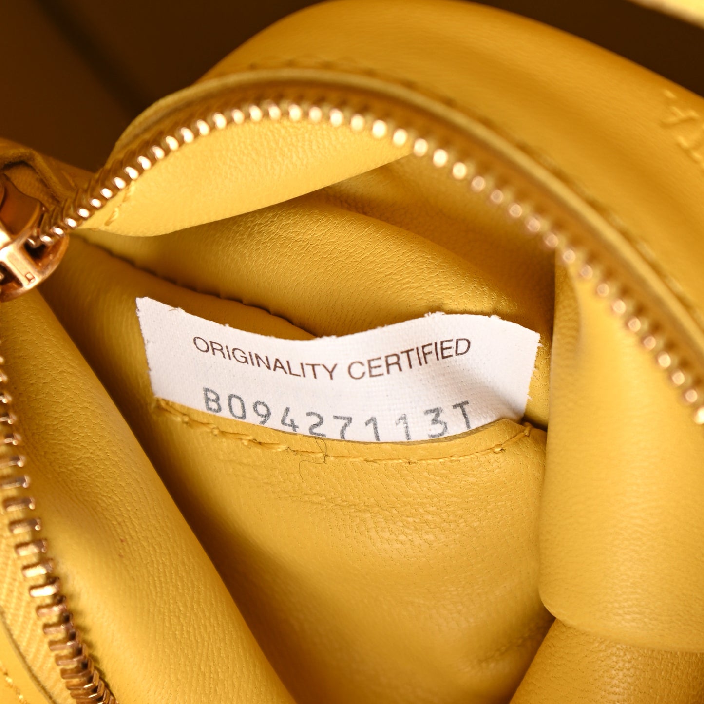 Lambskin Maxi Intrecciato Cassette Crossbody Bag Buttercup