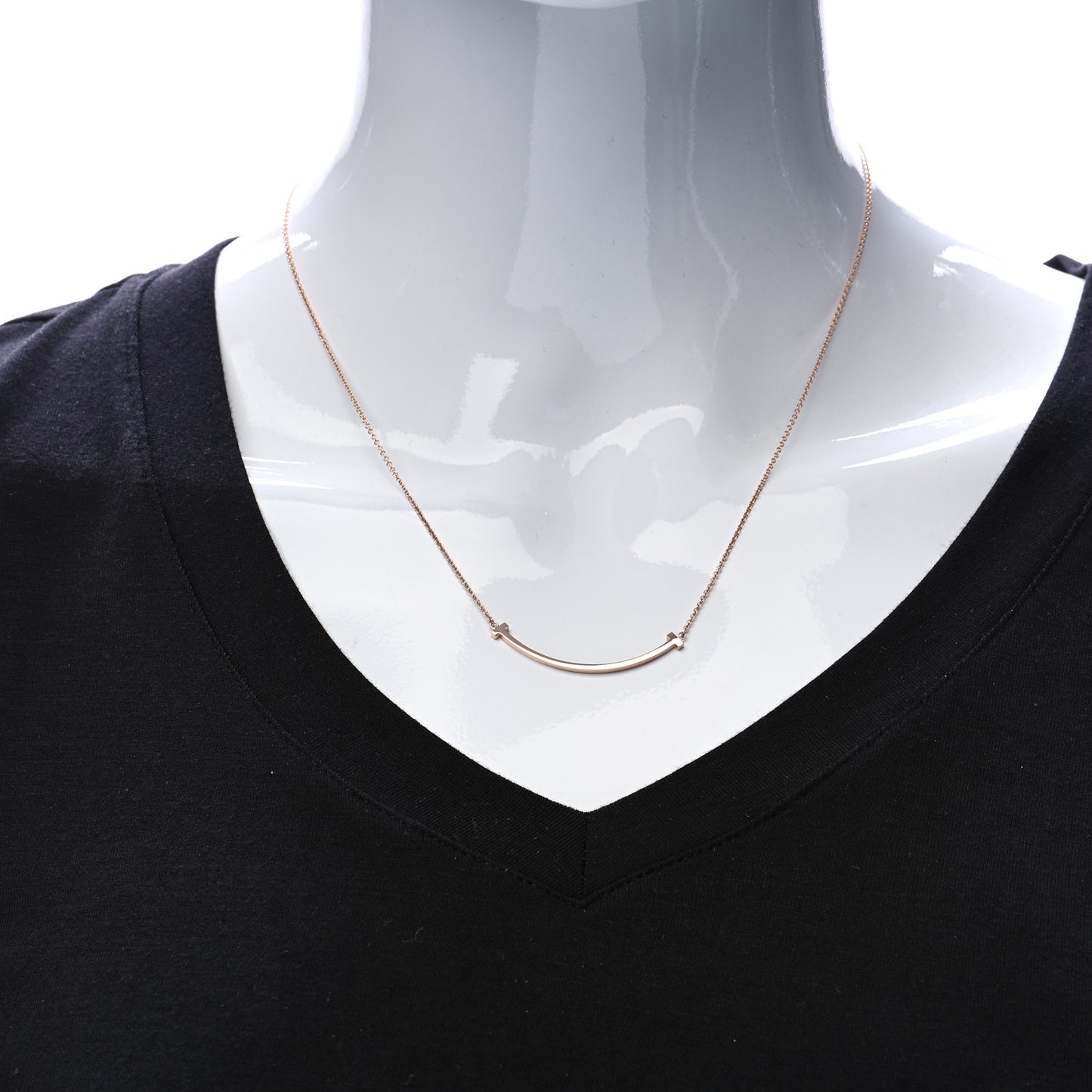 18K Rose Gold Small T Smile Pendant Necklace