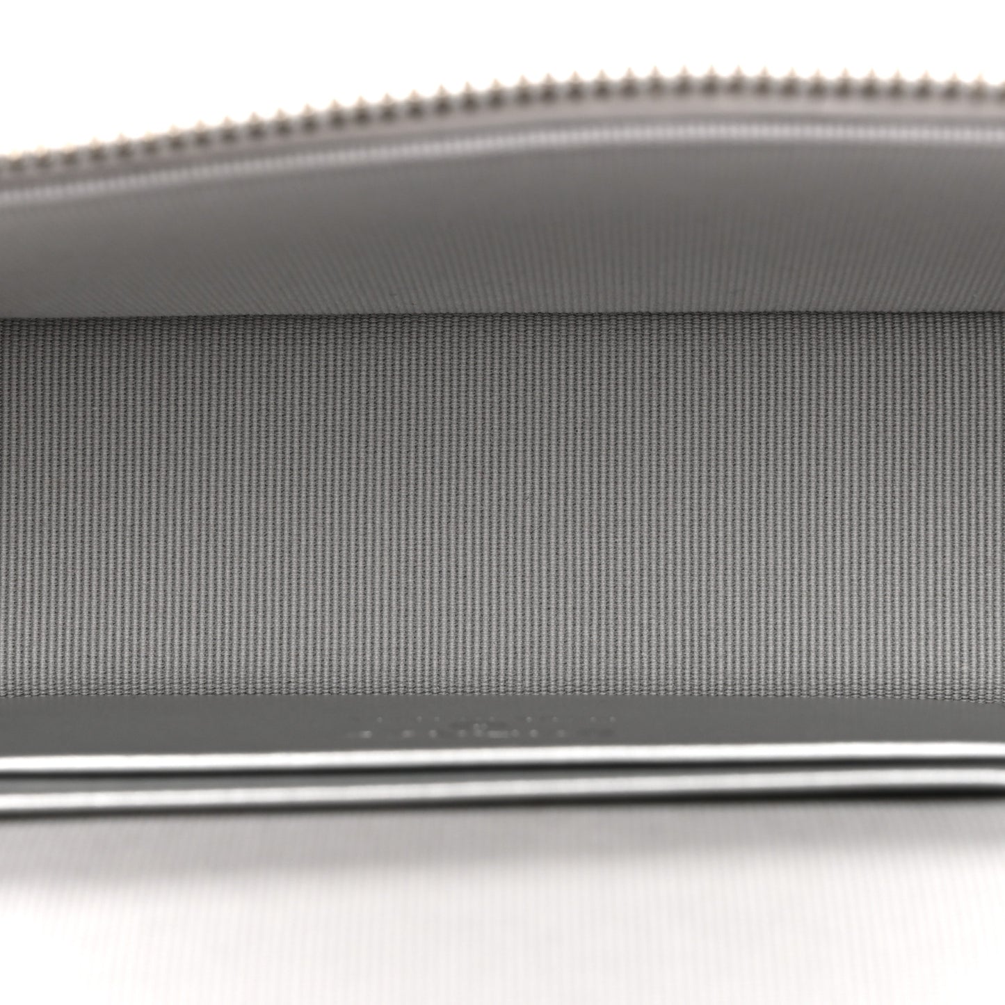 Metallic Caviar Quilted Top Handle Slim Vanity Case With Chain Silvery