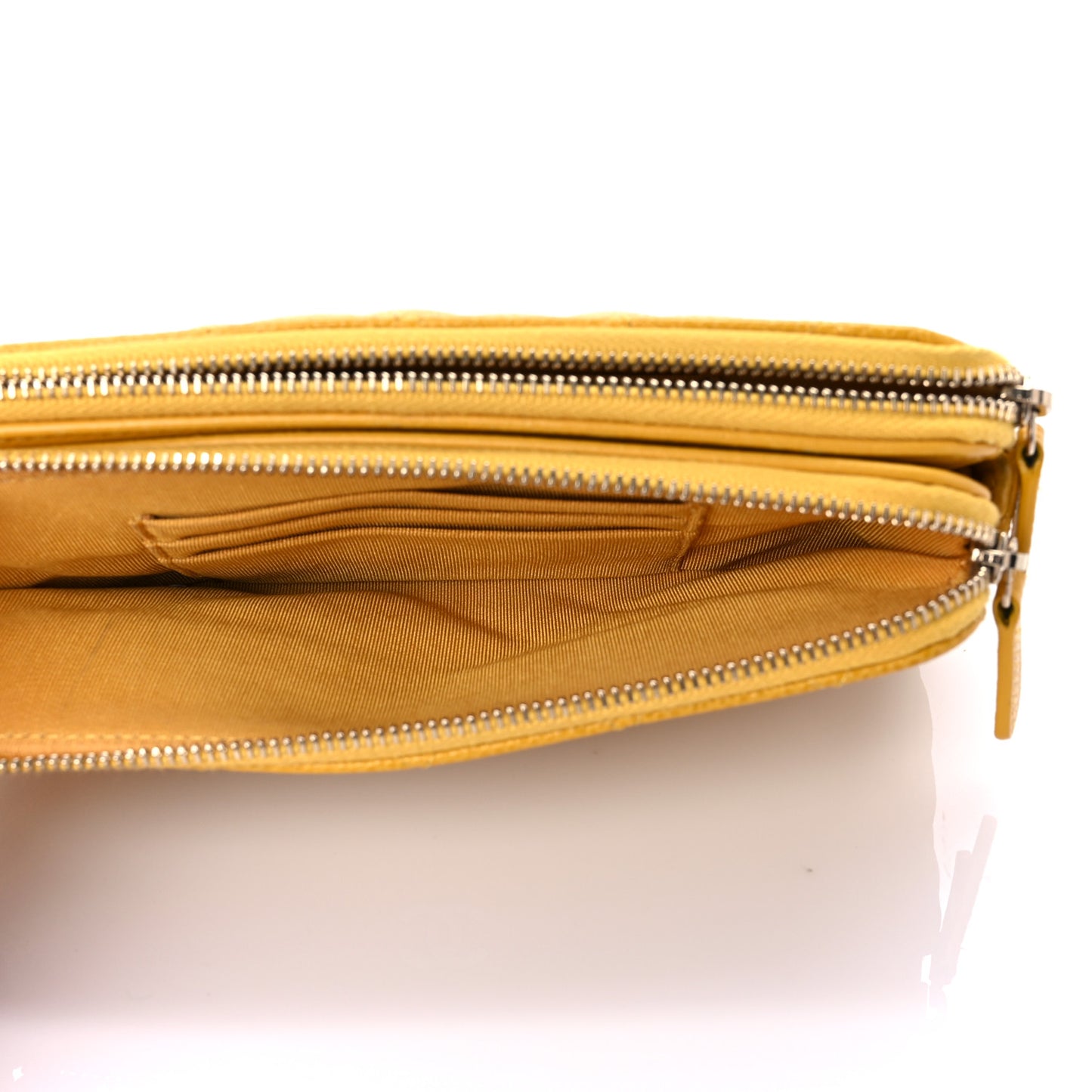 Caviar Quilted Small Clutch With Chain Yellow