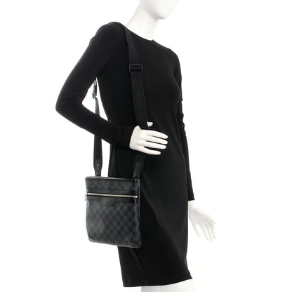 Louis Vuitton Damier Graphite Thomas 2 of 8