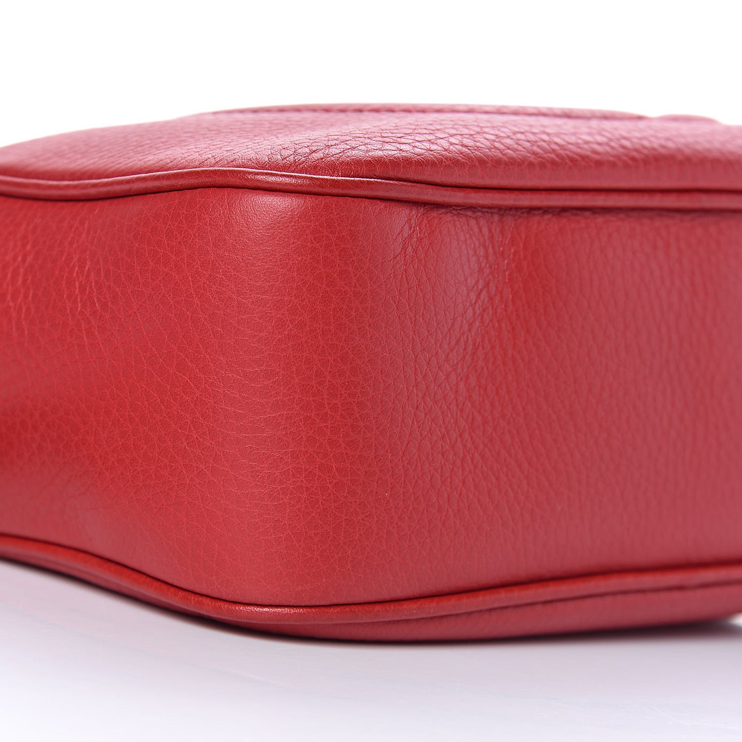 Pebbled Calfskin Small Soho Disco Bag Tabasco Red