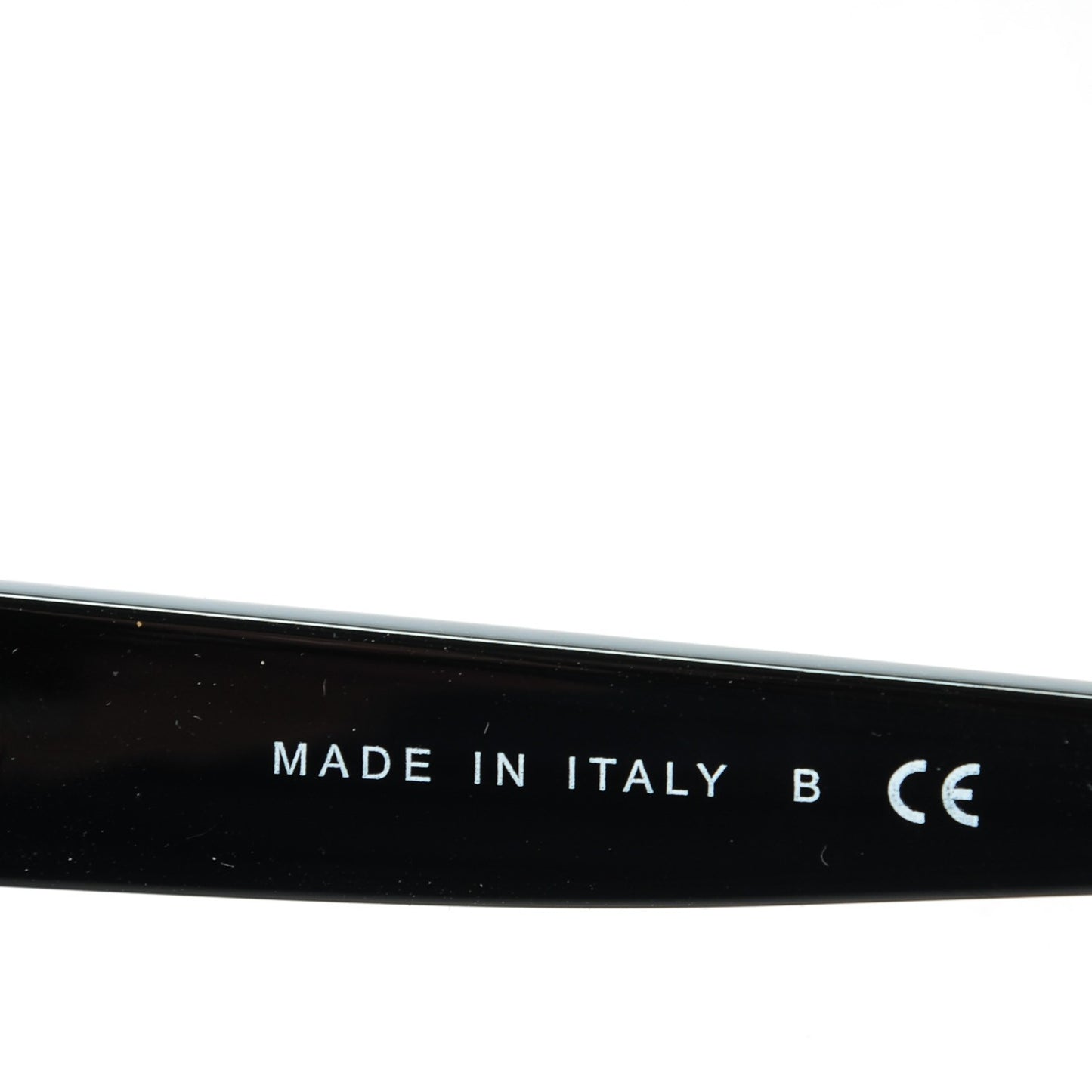 Signature Oval Sunglasses 5312 Black