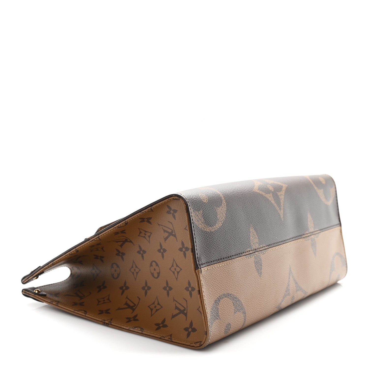 Louis Vuitton Reverse Monogram Giant Onthego MM 4 of 9