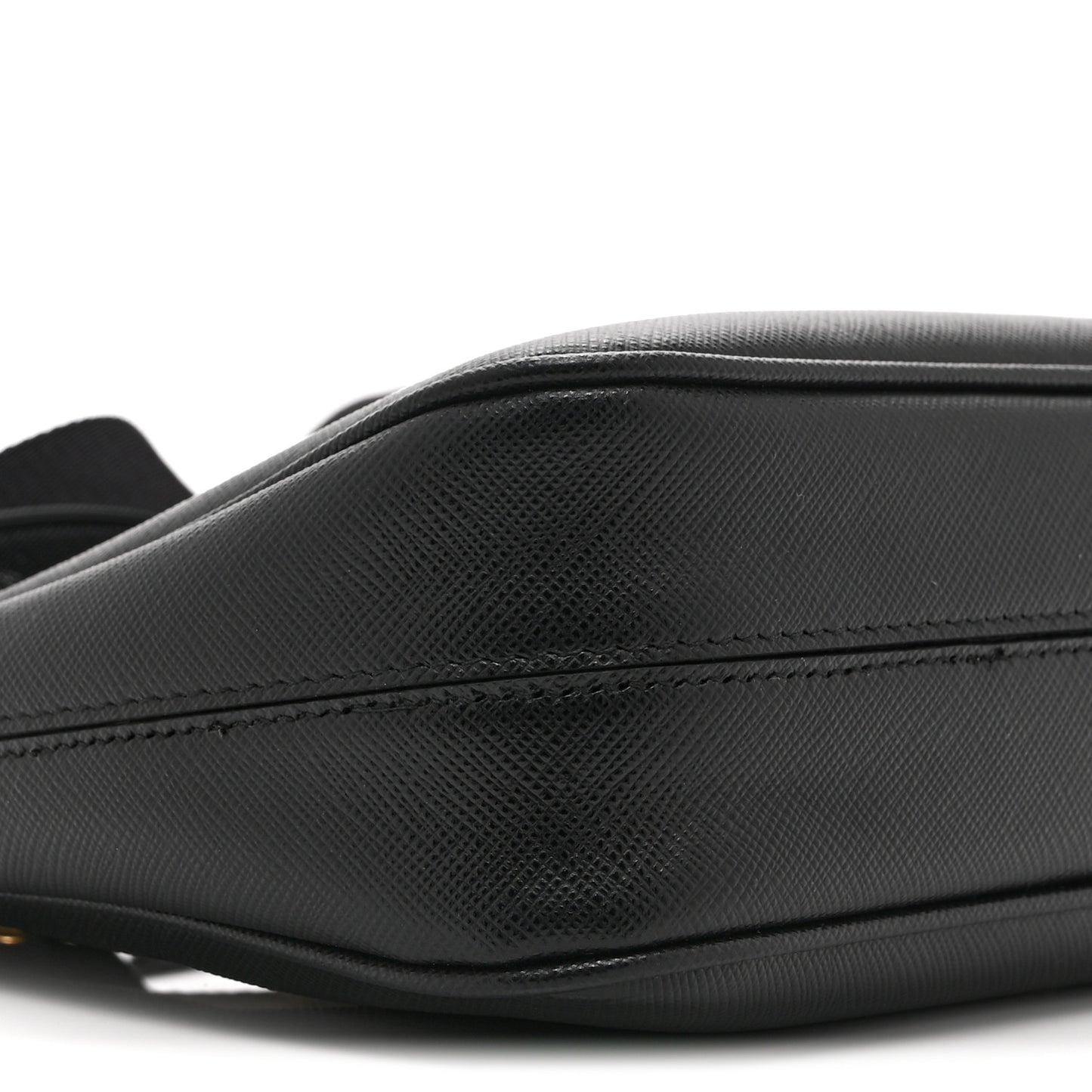 Saffiano Lux Re-Edition 2005 Shoulder Bag Black