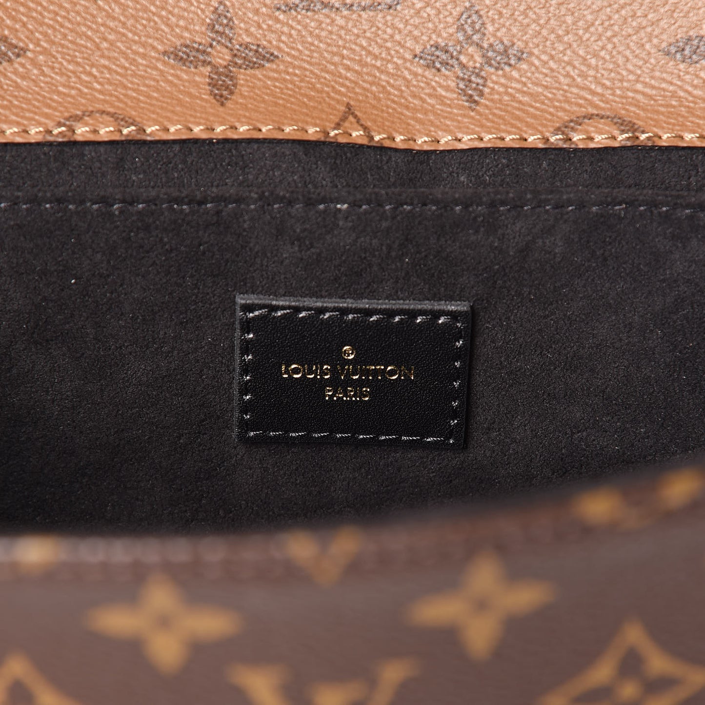 Reverse Monogram Pochette Metis