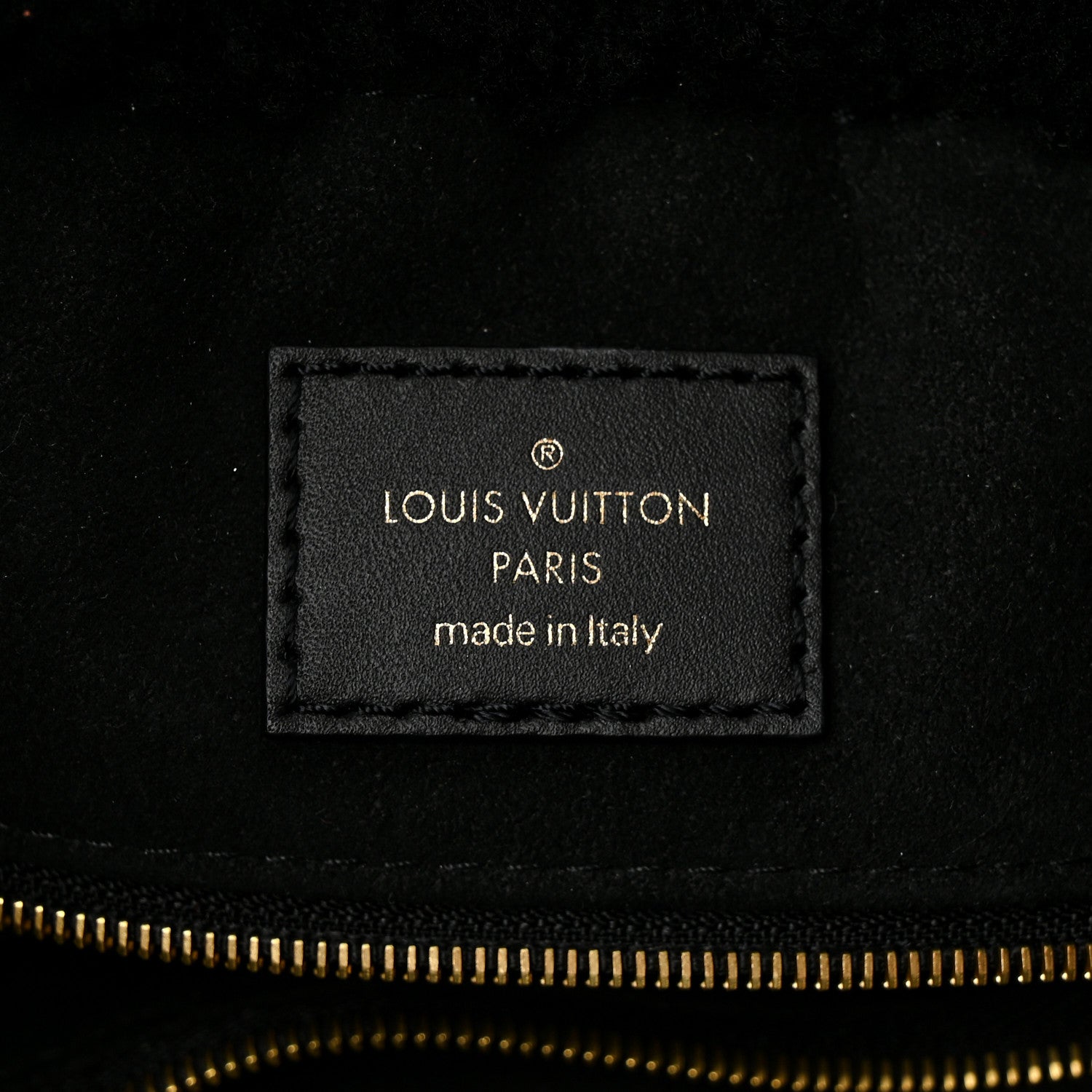 Louis Vuitton Shearling Monogram Giant Teddy Onthego GM Black Red 6 of 10